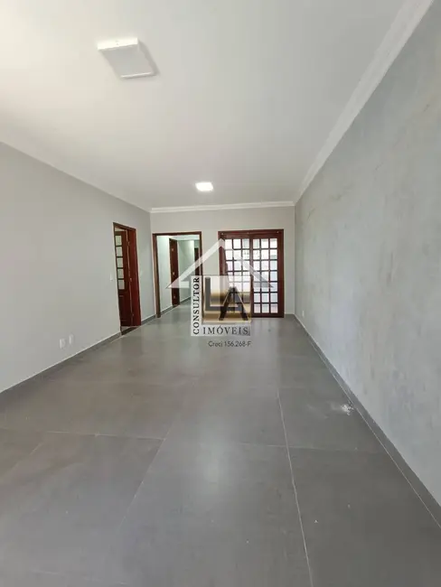 Foto 4 de Casa com 3 quartos à venda, 200m2 em Centro, Indaiatuba - SP