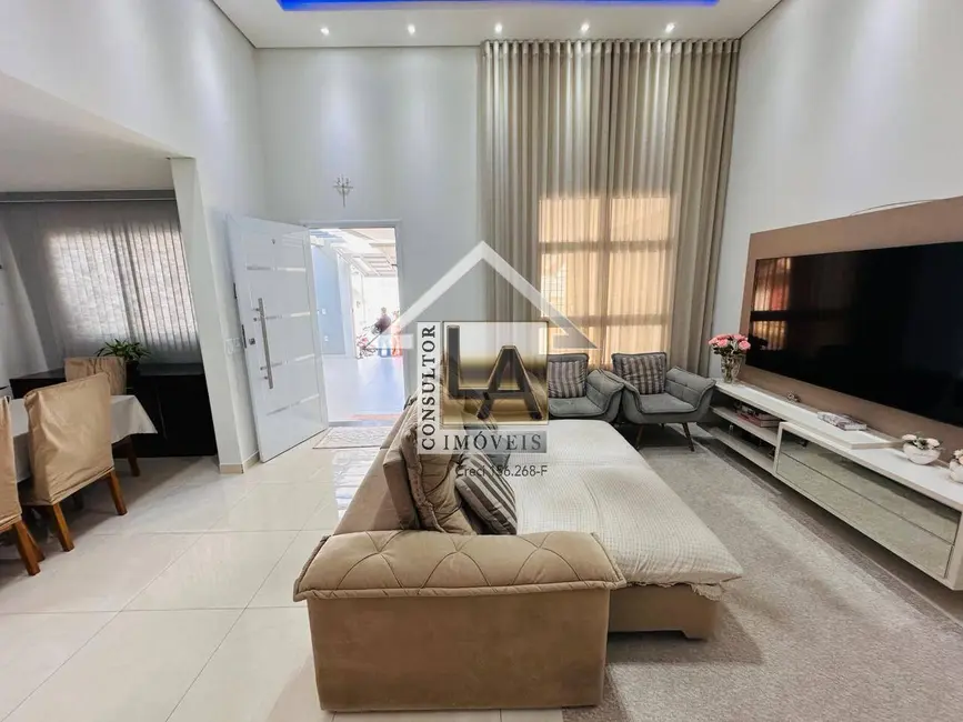 Foto 2 de Casa com 3 quartos à venda, 170m2 em Jardim União, Indaiatuba - SP