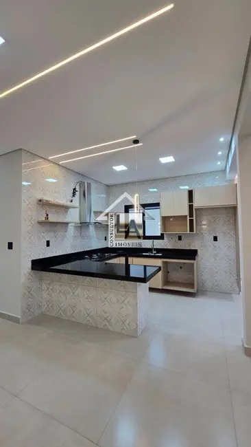 Foto 9 de Casa com 2 quartos à venda, 117m2 em Jardim Colonial, Indaiatuba - SP