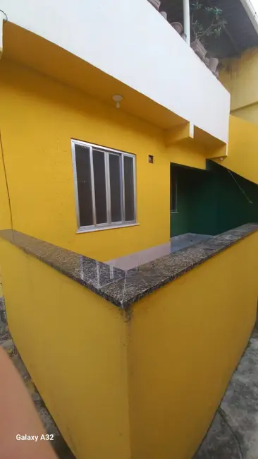 Foto 2 de Casa de Condomínio com 2 quartos para alugar, 53m2 em Pedra de Guaratiba, Rio De Janeiro - RJ