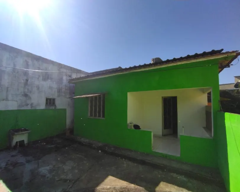 Casa com 2 quartos à venda e para alugar em Santa Cruz, Rio De Janeiro - RJ - imagem 3 Foto 3 de Casa com 2 quartos à venda e para alugar em Santa Cruz, Rio De Janeiro - RJ