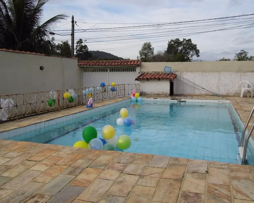 Casa com 3 quartos à venda, 310m2 em Rio De Janeiro - RJ - imagem 3 Foto 3 de Casa com 3 quartos à venda, 310m2 em Rio De Janeiro - RJ