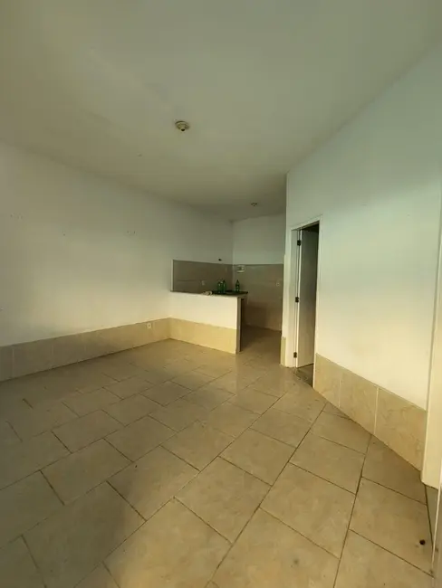 Foto 1 de Casa de Condomínio com 1 quarto para alugar, 50m2 em Pedra de Guaratiba, Rio De Janeiro - RJ