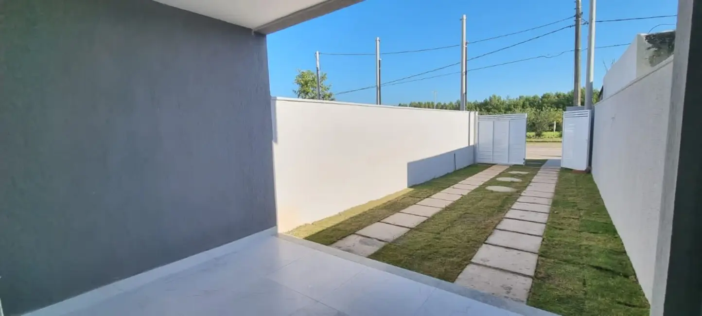 Foto 2 de Casa com 2 quartos à venda, 80m2 em Pedra de Guaratiba, Rio De Janeiro - RJ