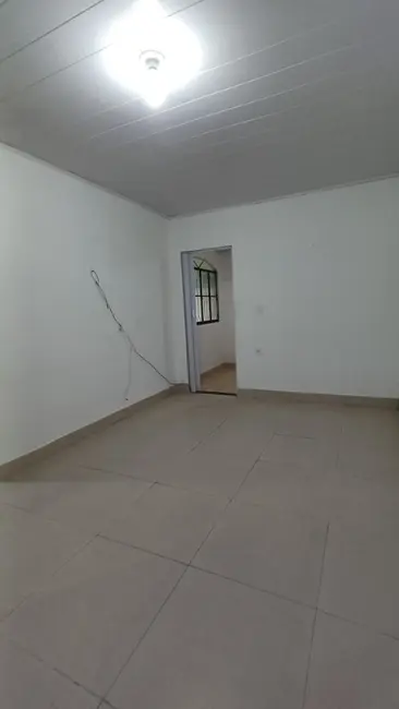 Foto 2 de Casa com 2 quartos para alugar em Guaratiba, Rio De Janeiro - RJ