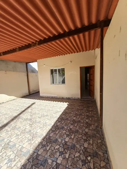 Foto 1 de Casa com 2 quartos à venda, 110m2 em Guaratiba, Rio De Janeiro - RJ