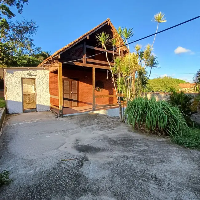Foto 2 de Casa de Condomínio com 2 quartos para alugar em Pedra de Guaratiba, Rio De Janeiro - RJ