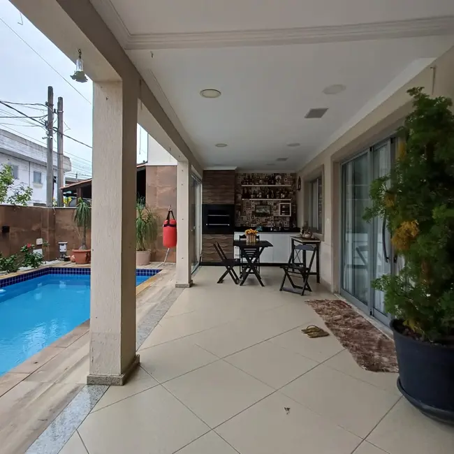 Foto 4 de Casa com 4 quartos à venda em Pedra de Guaratiba, Rio De Janeiro - RJ