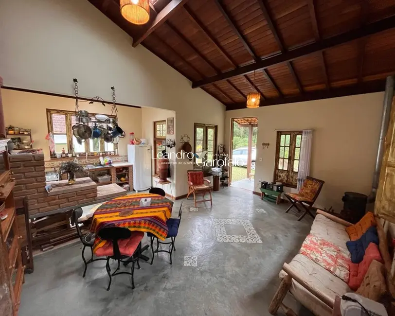 Foto 2 de Casa com 3 quartos à venda, 150m2 em Resende - RJ