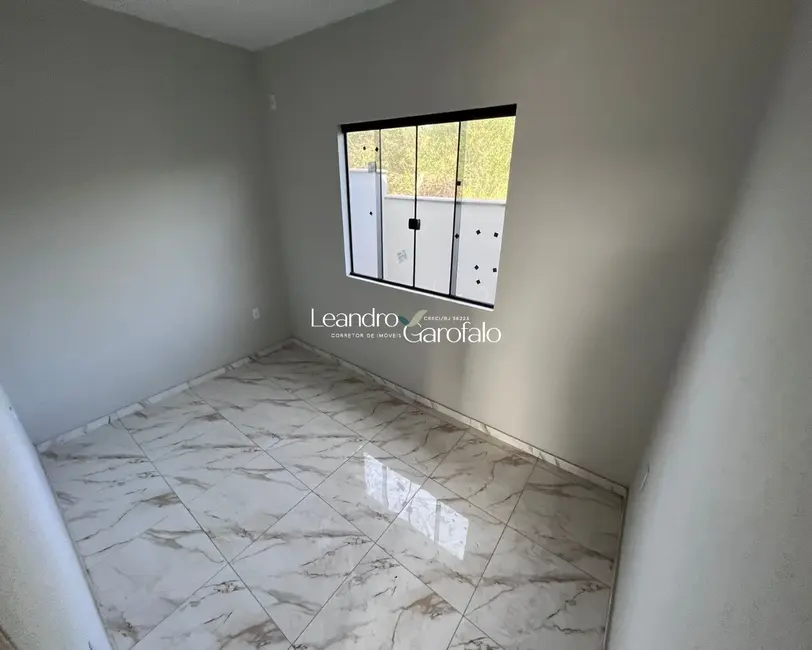 Foto 4 de Casa com 2 quartos à venda, 60m2 em Jardim Aliança II, Resende - RJ