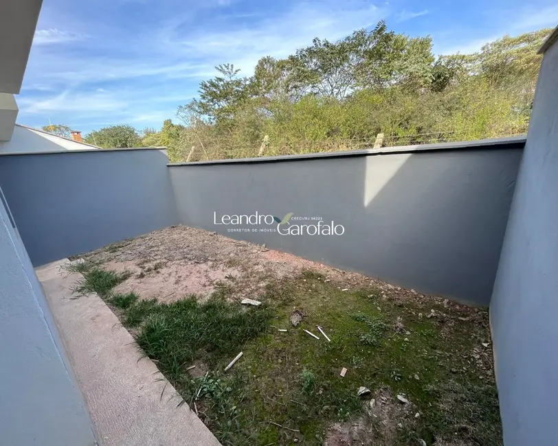 Foto 3 de Casa com 2 quartos à venda, 60m2 em Jardim Aliança II, Resende - RJ