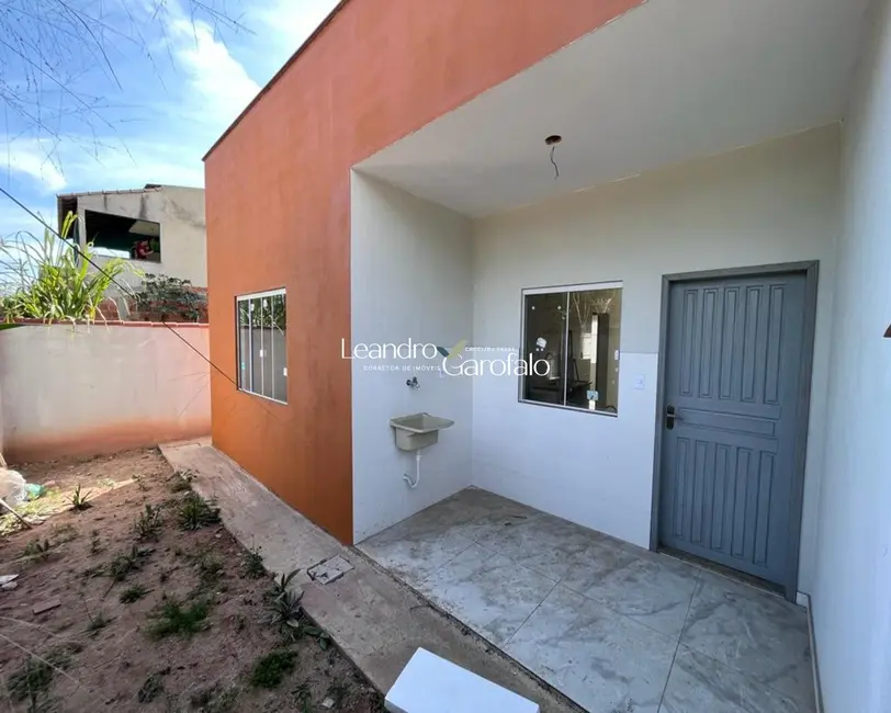 Casa com 2 quartos à venda, 70m2 em Jardim Aliança II, Resende - RJ - imagem 3 Foto 3 de Casa com 2 quartos à venda, 70m2 em Jardim Aliança II, Resende - RJ