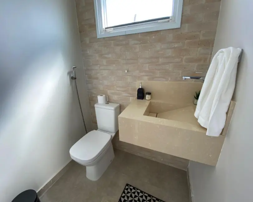 Casa de Condomínio com 4 quartos à venda, 278m2 em Resende - RJ - imagem 8 Foto 8 de Casa de Condomínio com 4 quartos à venda, 278m2 em Resende - RJ