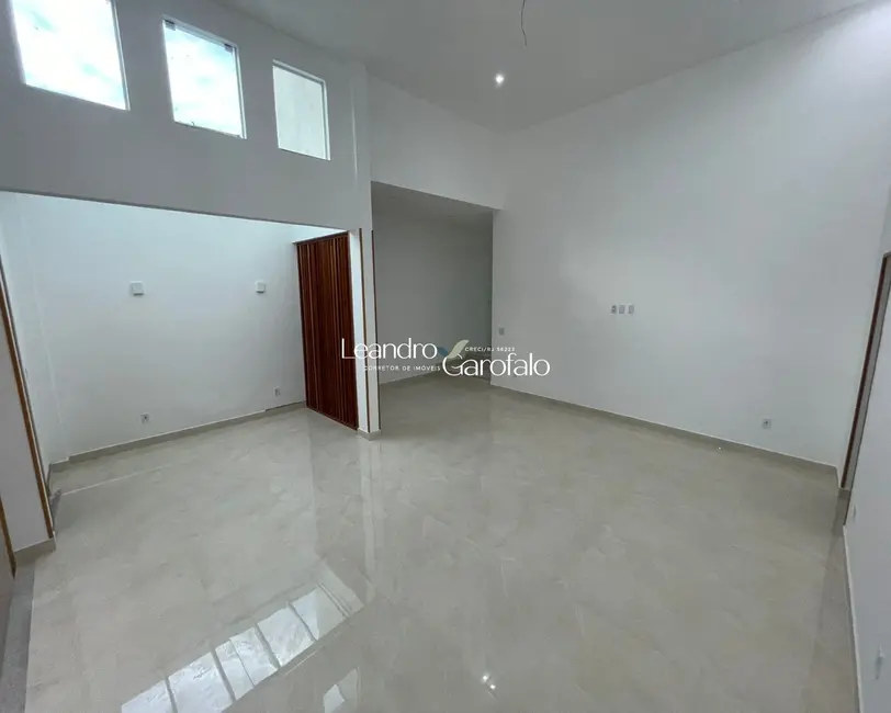 Casa de Condomínio com 3 quartos à venda, 210m2 em Resende - RJ - imagem 4 Foto 4 de Casa de Condomínio com 3 quartos à venda, 210m2 em Resende - RJ