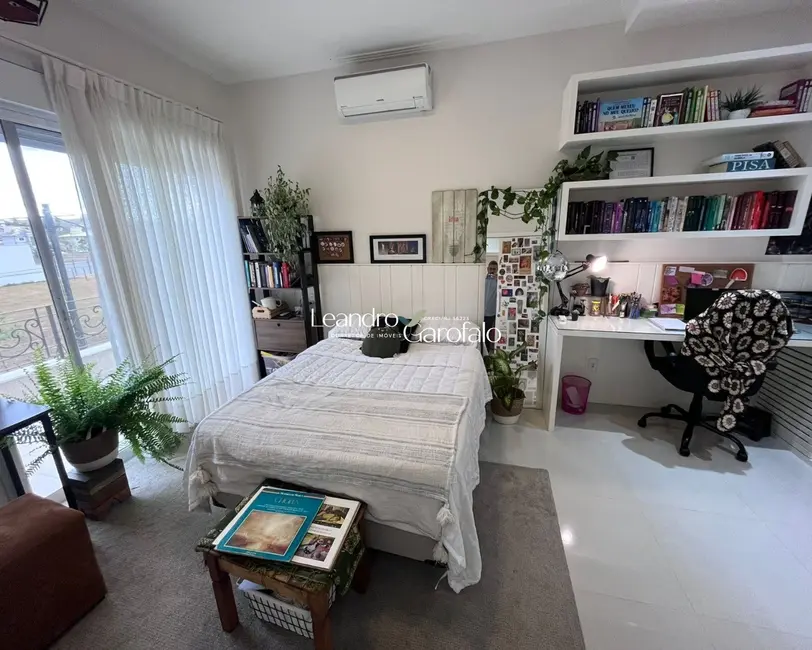 Foto 5 de Casa com 3 quartos à venda, 294m2 em Resende - RJ