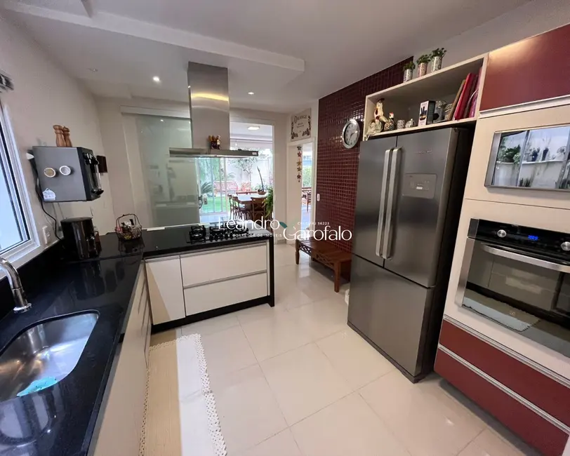 Foto 9 de Casa com 3 quartos à venda, 294m2 em Resende - RJ