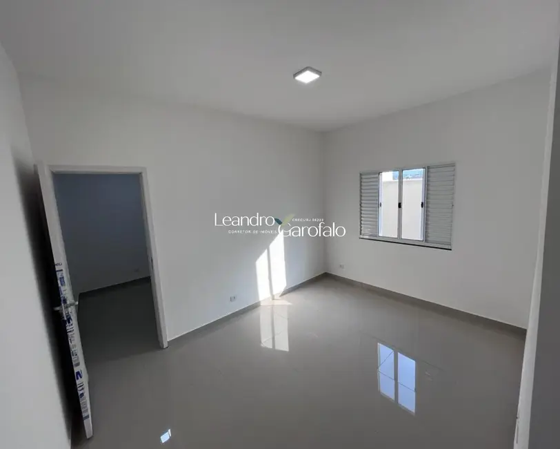 Casa com 4 quartos à venda, 198m2 em Resende - RJ - imagem 5 Foto 5 de Casa com 4 quartos à venda, 198m2 em Resende - RJ