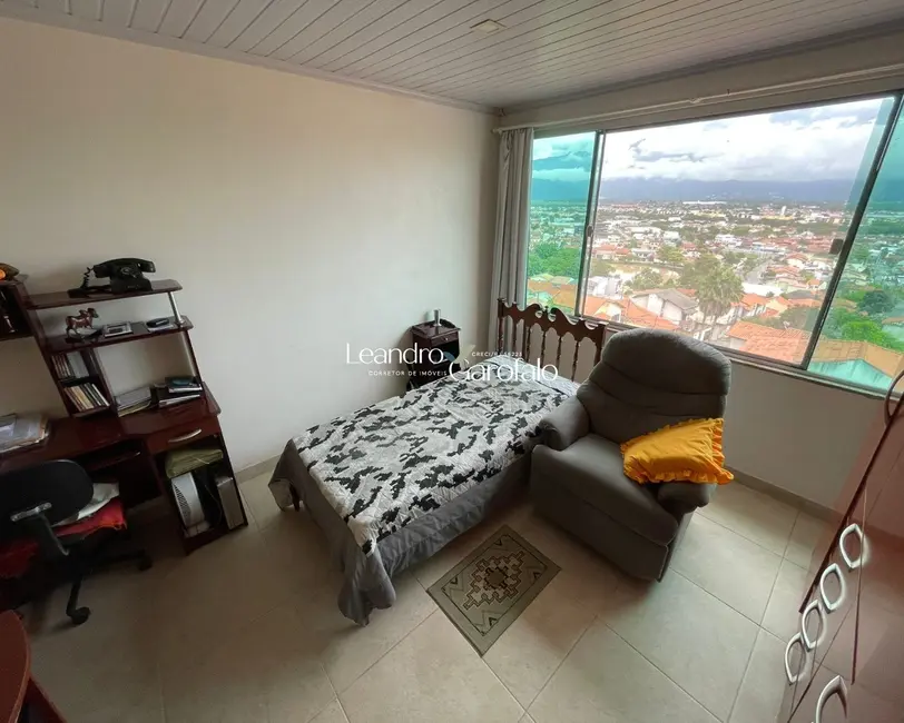 Casa com 4 quartos à venda, 165m2 em Mirante das Agulhas, Resende - RJ - imagem 7 Foto 7 de Casa com 4 quartos à venda, 165m2 em Mirante das Agulhas, Resende - RJ