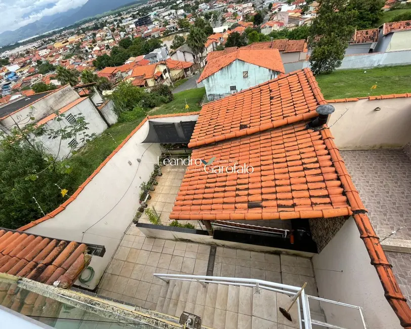 Casa com 4 quartos à venda, 165m2 em Mirante das Agulhas, Resende - RJ - imagem 8 Foto 8 de Casa com 4 quartos à venda, 165m2 em Mirante das Agulhas, Resende - RJ
