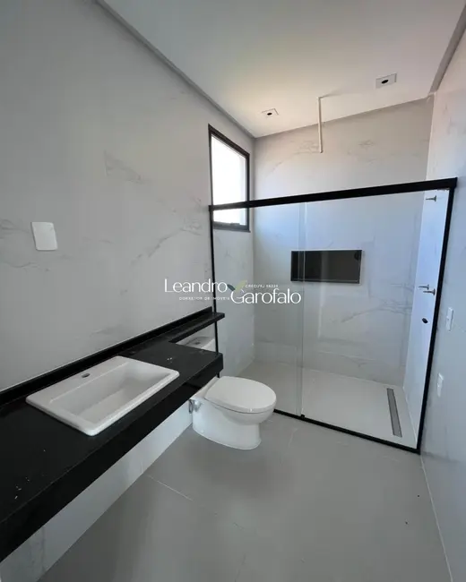 Casa com 4 quartos à venda, 290m2 em Resende - RJ - imagem 7 Foto 7 de Casa com 4 quartos à venda, 290m2 em Resende - RJ