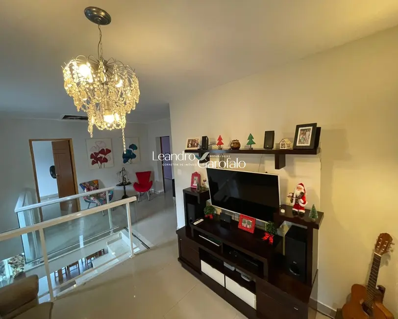 Casa com 4 quartos à venda, 318m2 em Morada da Colina, Resende - RJ - imagem 5 Foto 5 de Casa com 4 quartos à venda, 318m2 em Morada da Colina, Resende - RJ