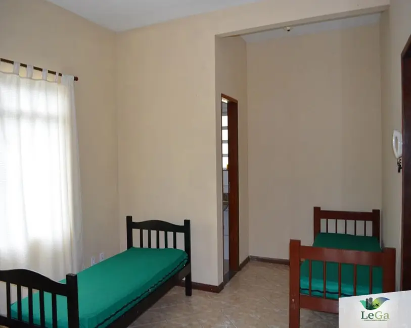 Foto 5 de Casa com 6 quartos à venda, 205m2 em Itatiaia - RJ