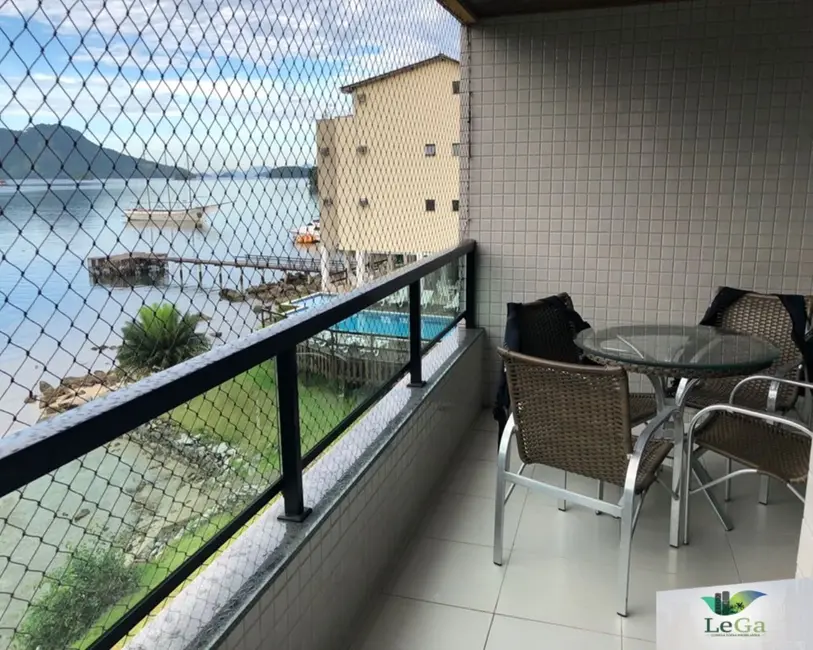 Apartamento com 3 quartos para alugar, 5700m2 em Angra Dos Reis - RJ - imagem 6 Foto 6 de Apartamento com 3 quartos para alugar, 5700m2 em Angra Dos Reis - RJ