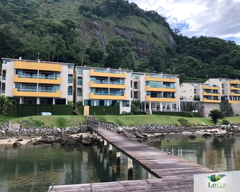 Apartamento com 3 quartos para alugar, 5700m2 em Angra Dos Reis - RJ - imagem 3 Foto 3 de Apartamento com 3 quartos para alugar, 5700m2 em Angra Dos Reis - RJ