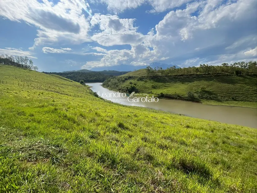 Chácara com 4 quartos à venda, 14m2 em Resende - RJ - imagem 7 Foto 7 de Chácara com 4 quartos à venda, 14m2 em Resende - RJ
