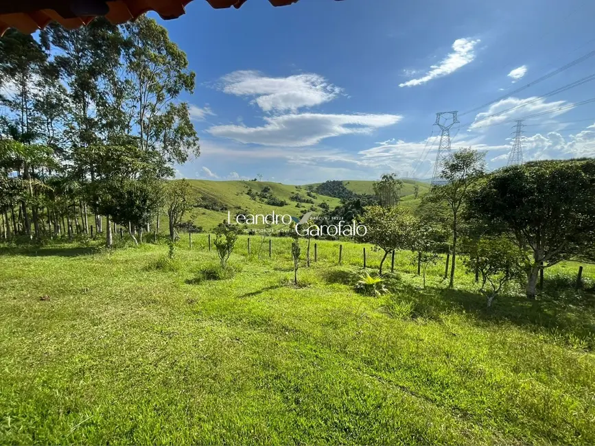 Chácara com 4 quartos à venda, 14m2 em Resende - RJ - imagem 4 Foto 4 de Chácara com 4 quartos à venda, 14m2 em Resende - RJ