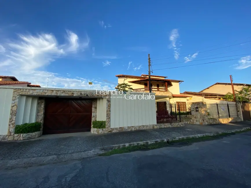 Casa com 6 quartos à venda, 350m2 em Morada da Colina, Resende - RJ - imagem 2 Foto 2 de Casa com 6 quartos à venda, 350m2 em Morada da Colina, Resende - RJ