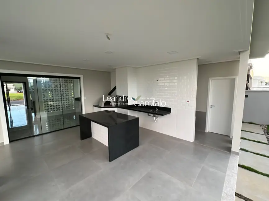 Casa de Condomínio com 4 quartos à venda, 273m2 em Resende - RJ - imagem 9 Foto 9 de Casa de Condomínio com 4 quartos à venda, 273m2 em Resende - RJ