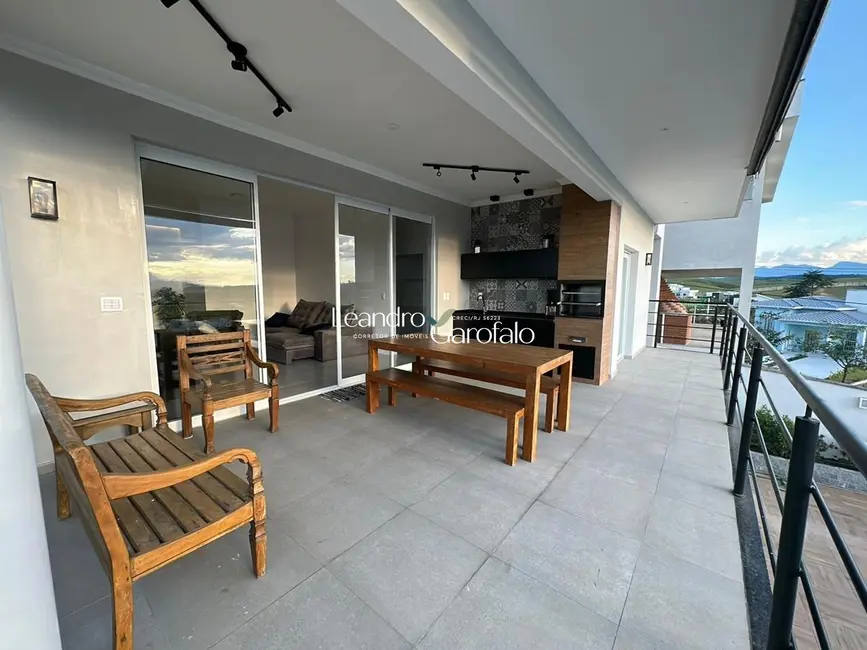 Casa de Condomínio com 4 quartos à venda, 342m2 em Resende - RJ - imagem 9 Foto 9 de Casa de Condomínio com 4 quartos à venda, 342m2 em Resende - RJ