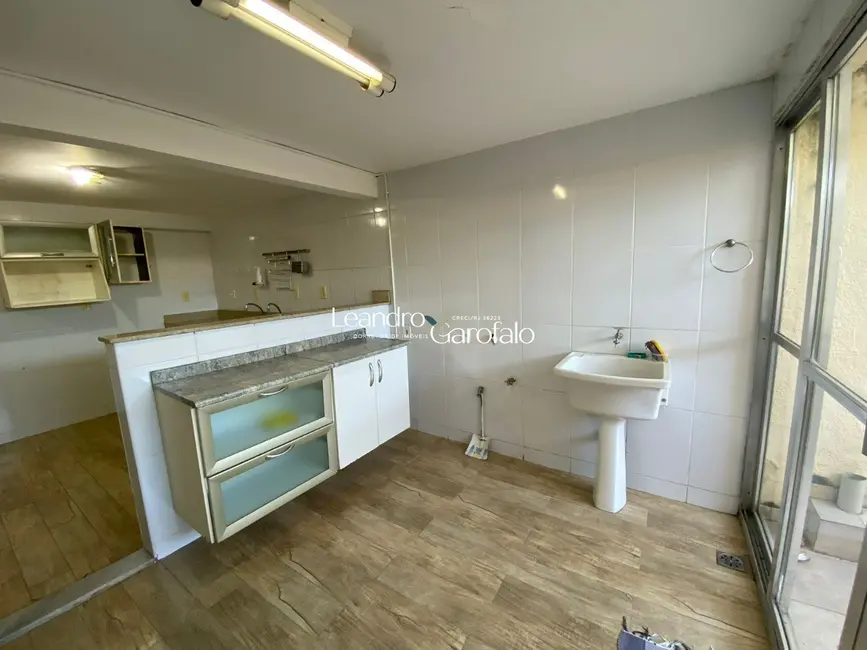 Apartamento com 3 quartos à venda, 150m2 em Centro, Resende - RJ - imagem 9 Foto 9 de Apartamento com 3 quartos à venda, 150m2 em Centro, Resende - RJ