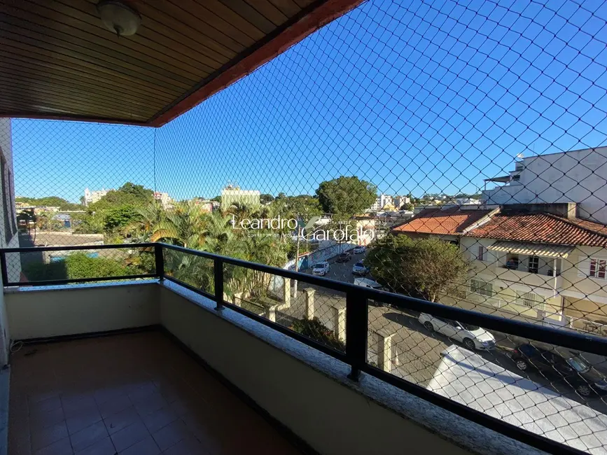 Apartamento com 3 quartos à venda, 150m2 em Centro, Resende - RJ - imagem 4 Foto 4 de Apartamento com 3 quartos à venda, 150m2 em Centro, Resende - RJ