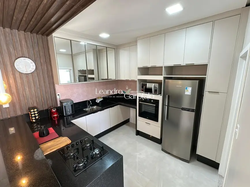 Casa de Condomínio com 3 quartos à venda, 195m2 em Resende - RJ - imagem 9 Foto 9 de Casa de Condomínio com 3 quartos à venda, 195m2 em Resende - RJ