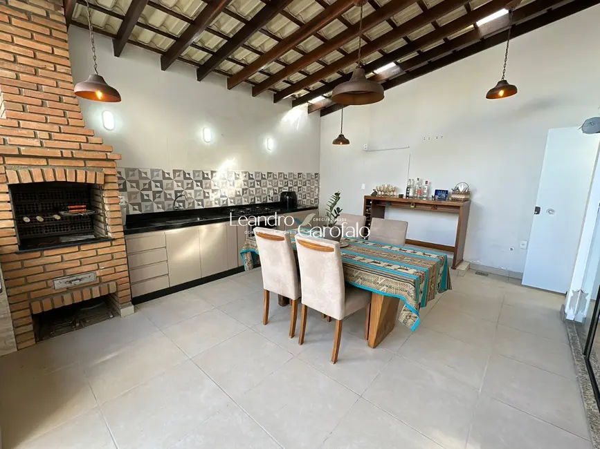 Casa com 3 quartos à venda, 178m2 em Parque Ipiranga, Resende - RJ - imagem 8 Foto 8 de Casa com 3 quartos à venda, 178m2 em Parque Ipiranga, Resende - RJ