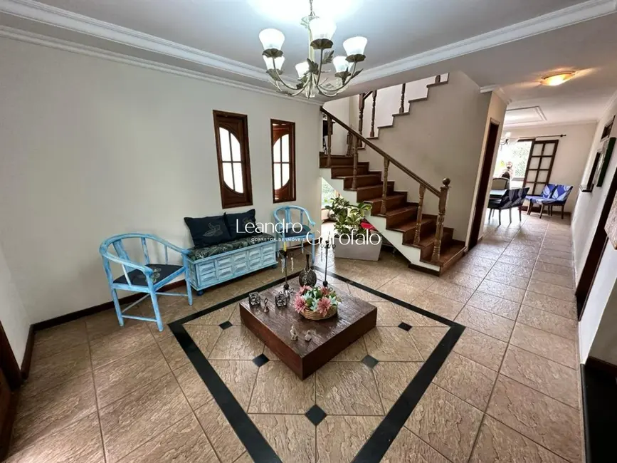 Casa de Condomínio com 3 quartos à venda, 300m2 em Mirante das Agulhas, Resende - RJ - imagem 5 Foto 5 de Casa de Condomínio com 3 quartos à venda, 300m2 em Mirante das Agulhas, Resende - RJ