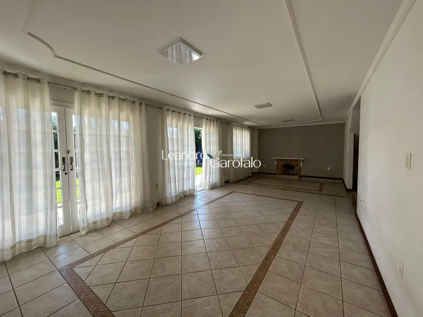 Casa de Condomínio com 4 quartos à venda e para alugar, 503m2 em Resende - RJ - imagem 4 Foto 4 de Casa de Condomínio com 4 quartos à venda e para alugar, 503m2 em Resende - RJ