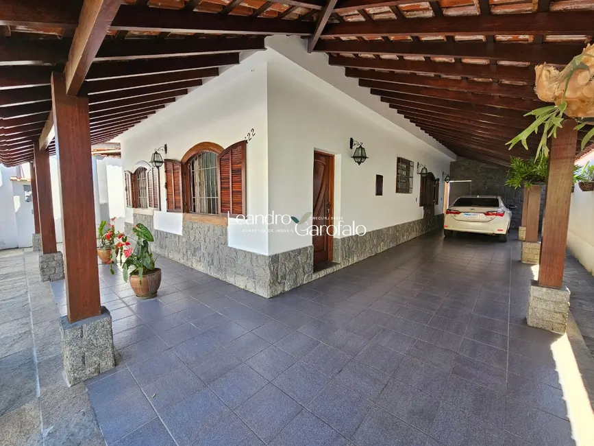 Foto 2 de Casa com 4 quartos à venda, 169m2 em Manejo, Resende - RJ