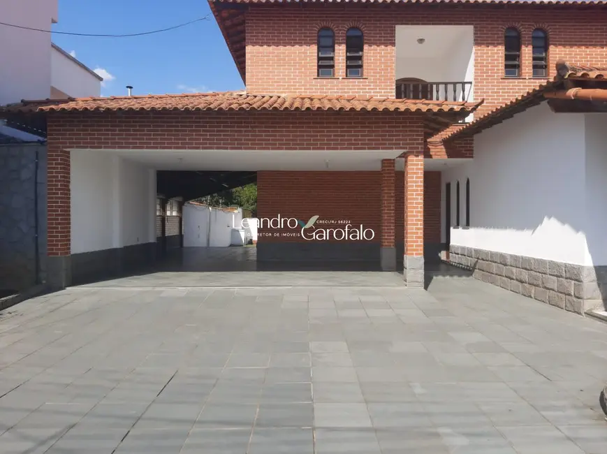 Casa com 4 quartos à venda, 240m2 em Elite, Resende - RJ - imagem 4 Foto 4 de Casa com 4 quartos à venda, 240m2 em Elite, Resende - RJ