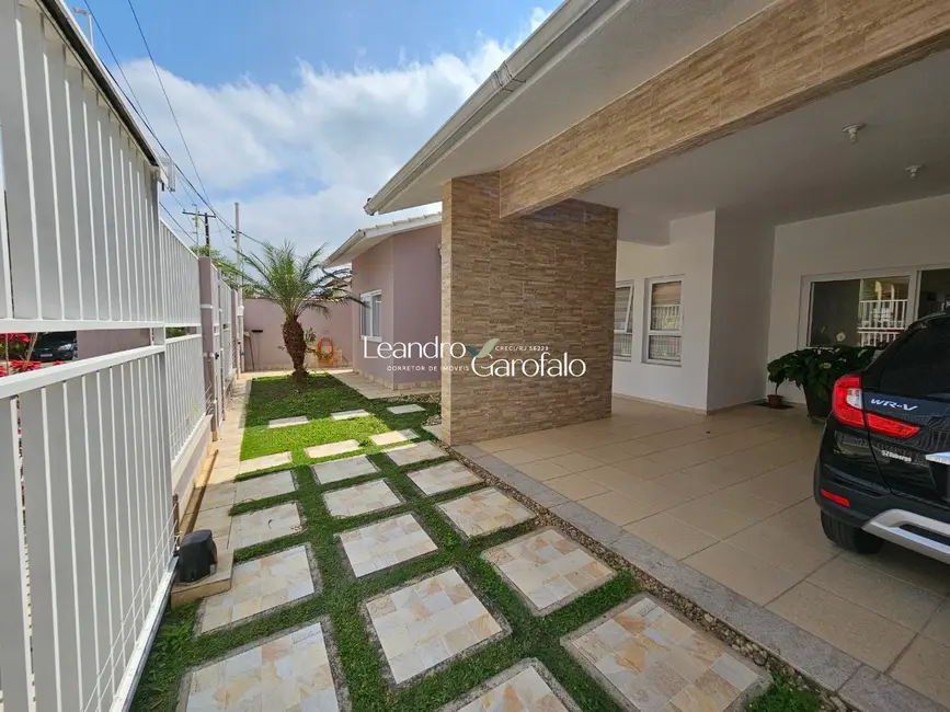 Casa com 4 quartos à venda, 280m2 em Parque Ipiranga, Resende - RJ - imagem 5 Foto 5 de Casa com 4 quartos à venda, 280m2 em Parque Ipiranga, Resende - RJ