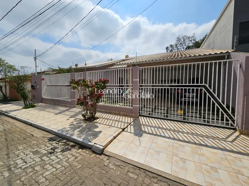 Foto 1 de Casa com 4 quartos à venda, 280m2 em Parque Ipiranga, Resende - RJ