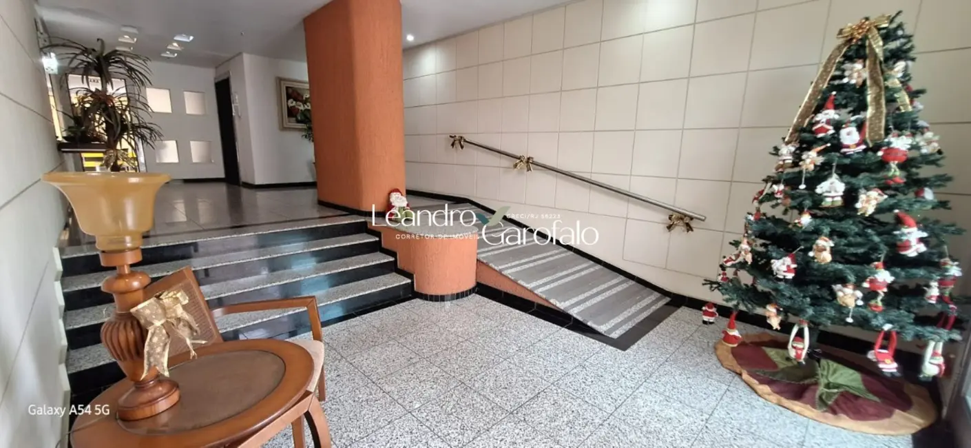 Apartamento com 3 quartos à venda, 168m2 em Centro, Resende - RJ - imagem 4 Foto 4 de Apartamento com 3 quartos à venda, 168m2 em Centro, Resende - RJ