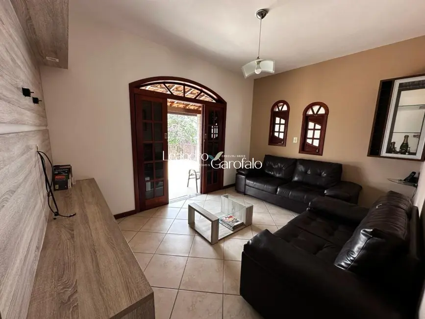 Foto 4 de Casa com 4 quartos à venda, 135m2 em Vila Verde, Resende - RJ