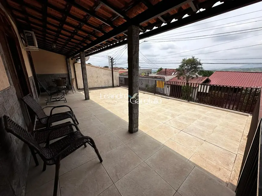 Foto 7 de Casa com 4 quartos à venda, 135m2 em Vila Verde, Resende - RJ