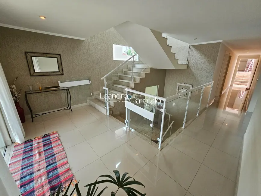 Casa com 4 quartos à venda, 363m2 em Jardim Brasília 2, Resende - RJ - imagem 8 Foto 8 de Casa com 4 quartos à venda, 363m2 em Jardim Brasília 2, Resende - RJ