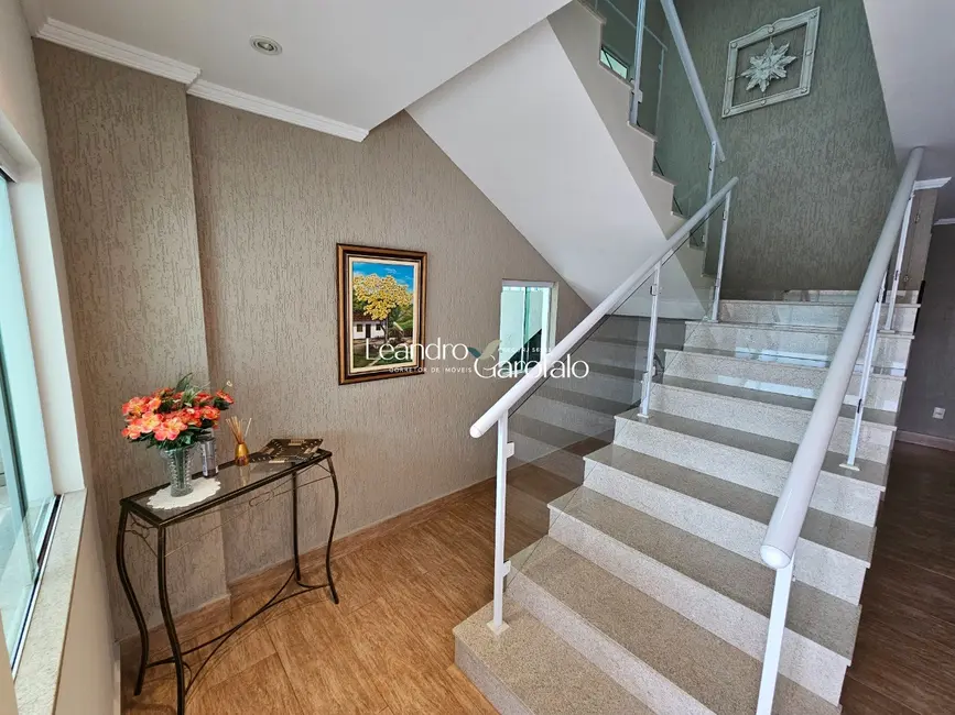 Casa com 4 quartos à venda, 363m2 em Jardim Brasília 2, Resende - RJ - imagem 6 Foto 6 de Casa com 4 quartos à venda, 363m2 em Jardim Brasília 2, Resende - RJ