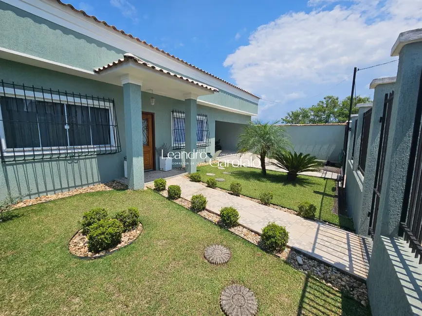 Foto 2 de Casa com 3 quartos à venda, 280m2 em Parque Ipiranga II, Resende - RJ