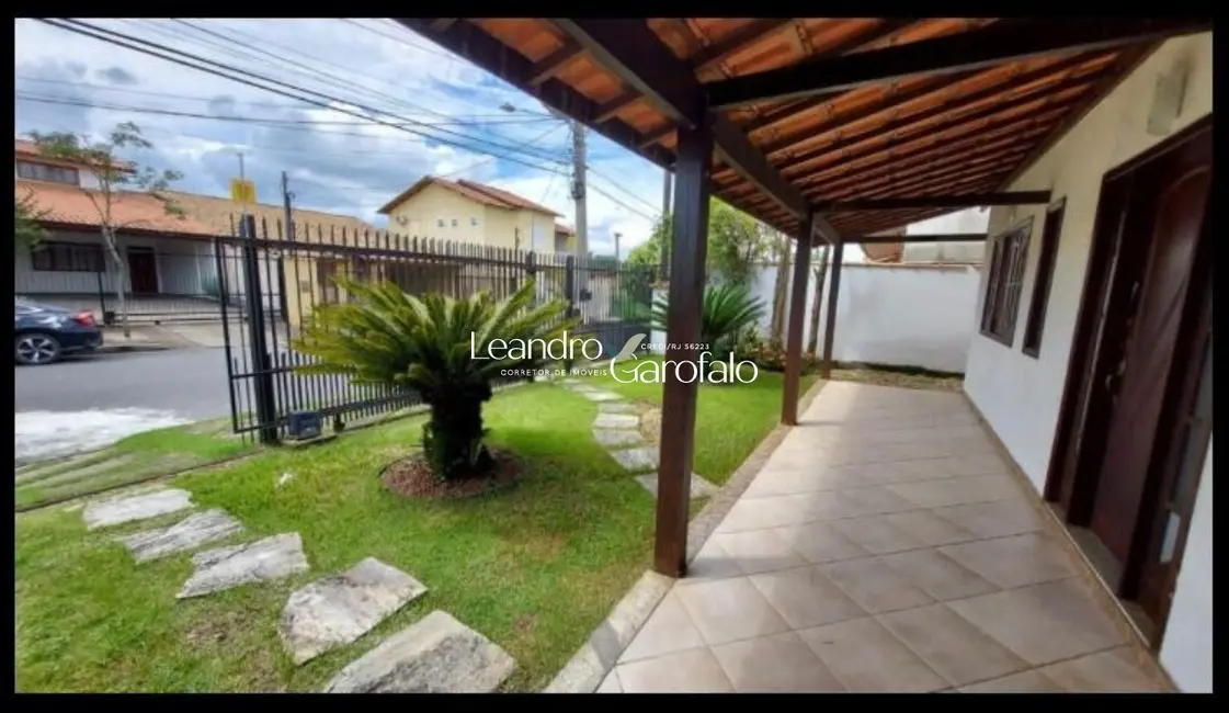Foto 2 de Casa com 3 quartos à venda, 265m2 em Morada da Colina, Resende - RJ